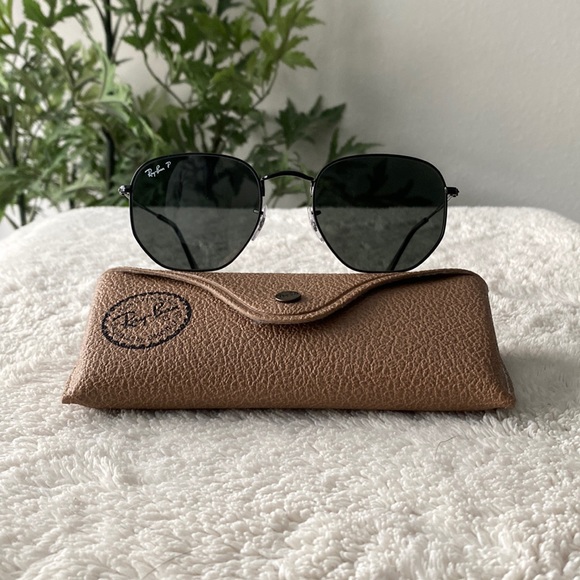 Ray-Ban Other - Ray Ban Hexagonal Flat Polarized Lens Sunglasses (Black)
